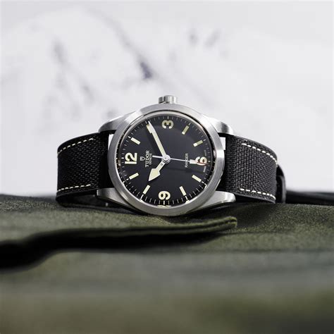 tudor ranger watch 39mm